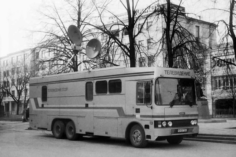 КАМАЗ-Ajokki Магнолия-83А
